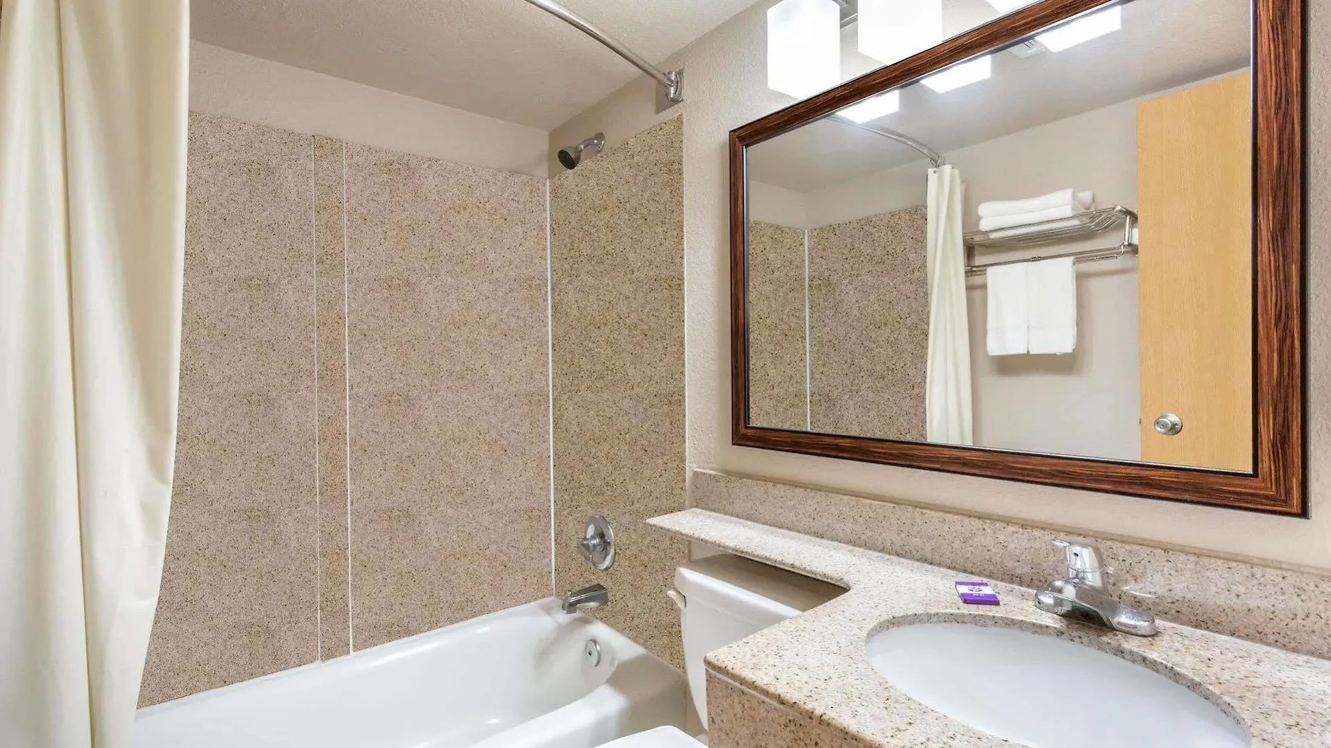 Breeze Inn & Suites, Virginia Beach United States